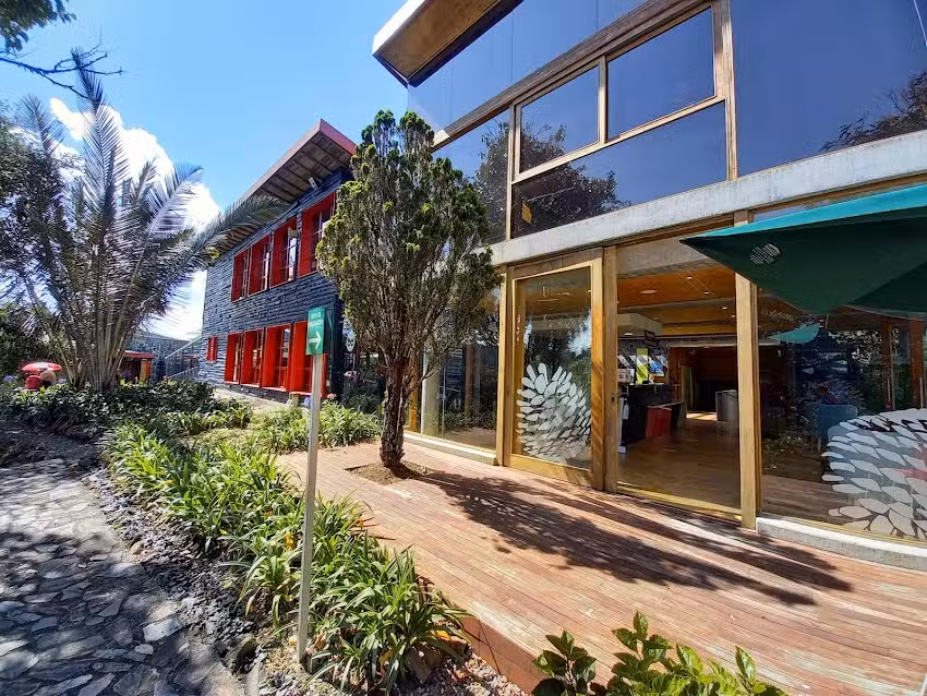 Hotel y Parque Ecol&oacute;gico Piedras Blancas