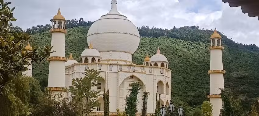 Hotel Y Parqueadero Brice&ntilde;o