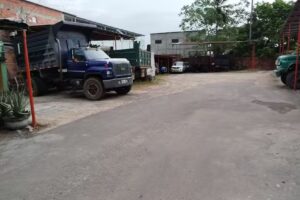 Hotel y Parqueadero Los Naranjos