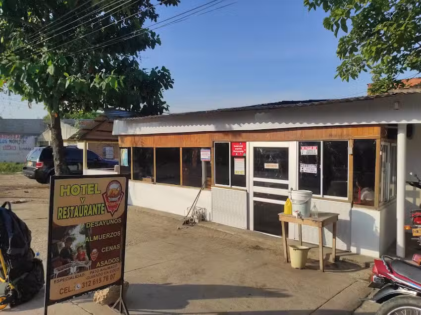 Hotel y Restaurante Donde Robert