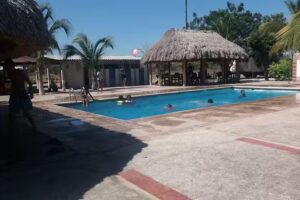 HOTEL Y RESTAURANTE EL TAMBO