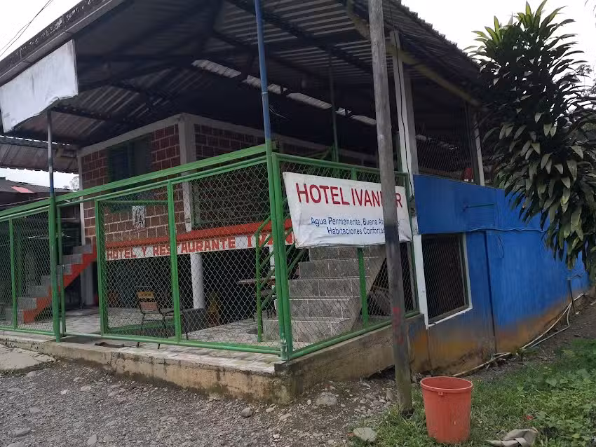 Hotel y restaurante ivankar