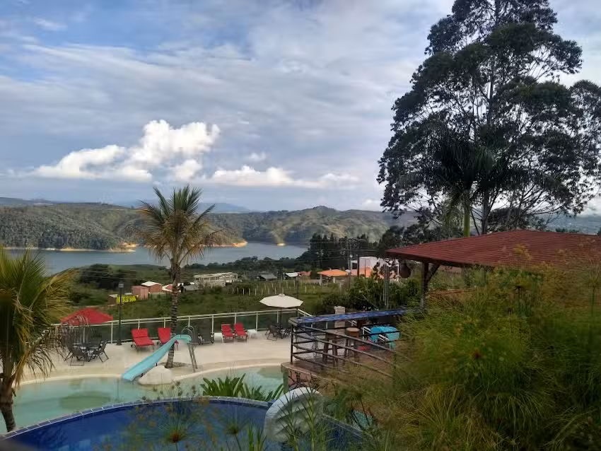 Hotel y Restaurante La C&uacute;spide