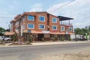 HOTEL Y RESTAURANTE LA HERRADURA