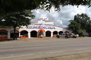 Hotel Y Restaurante La Mencha