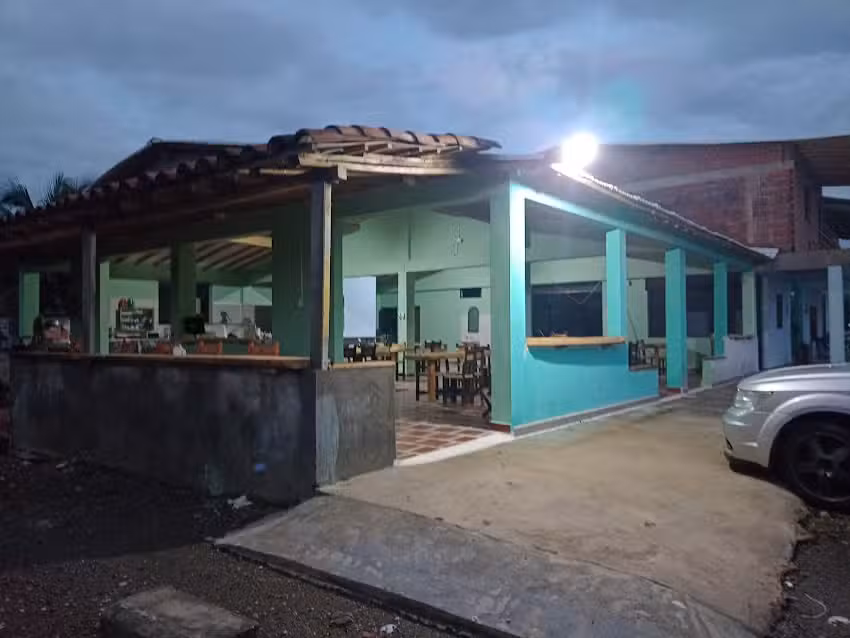 Hotel y restaurante la pradera