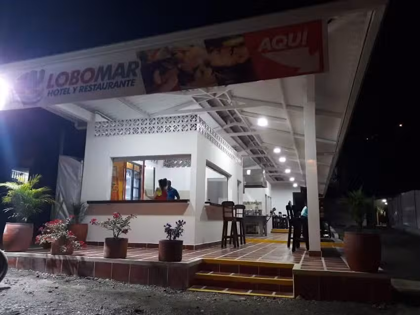 Hotel y Restaurante Lobomar