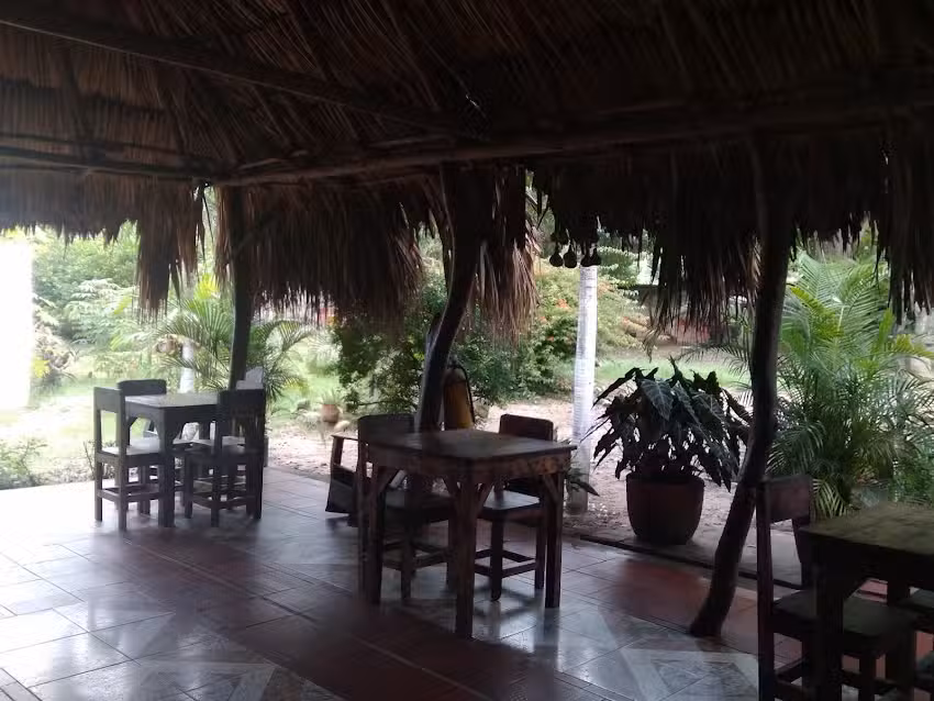 Hotel y Restaurante Luna Verde