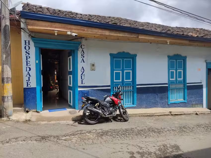 HOTEL Y SALON DE EVENTOS CASA AZUL