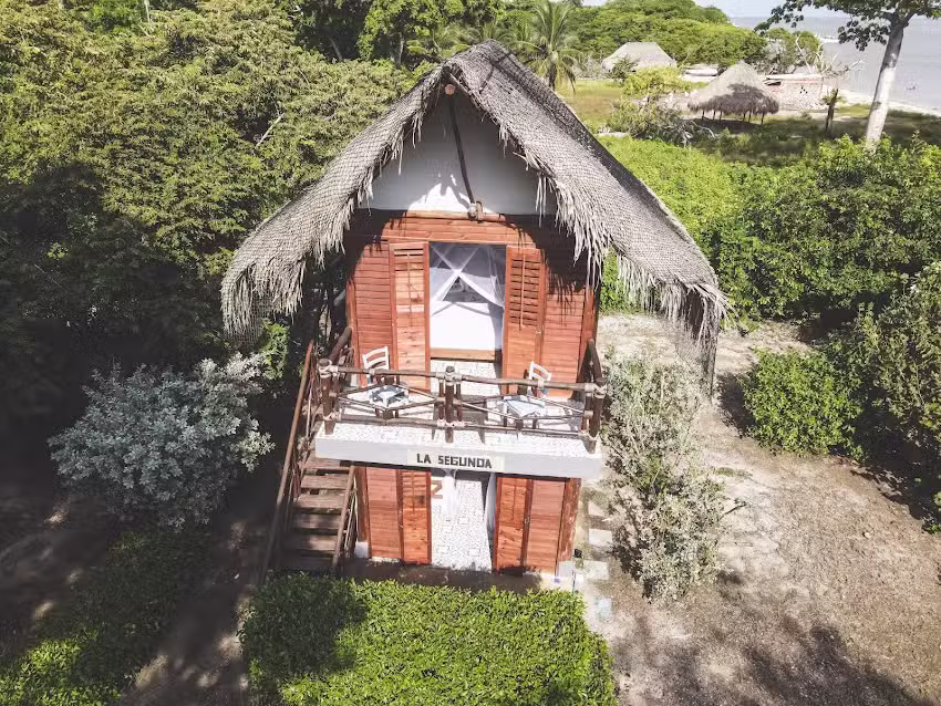 Isla Luna Hostel Bar&uacute;