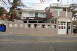 Island&acute;s House Hotels