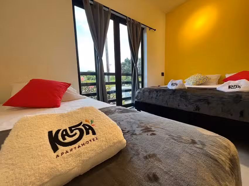 Kasa 5ta Apartahotel