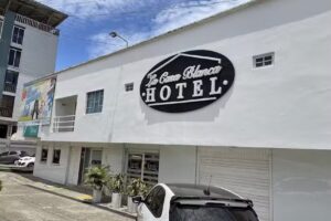 La Casa Blanca Hotel