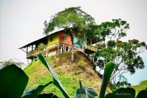 LA CASA DE COLORES ANCHICAYA 🌈🏡🌴