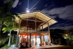 La Casa de Dami&aacute;n