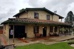 La Casa De Piedras