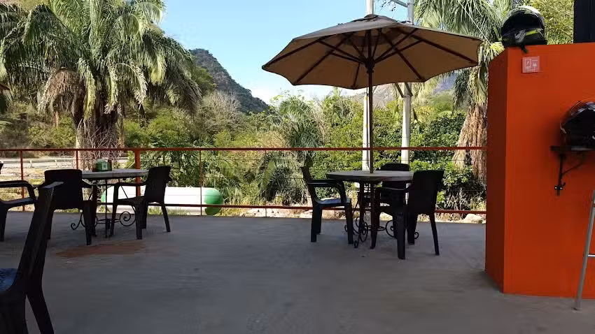 La Gran Parada Multiservicios