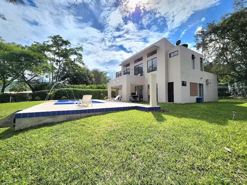 La Julieta &ndash; Alquiler de finca en Santa Fe de Antioquia.