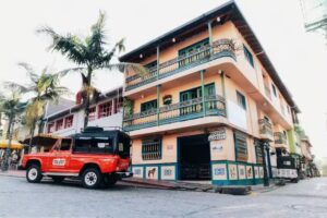 LA MARTINERA PARQUE CENTRAL