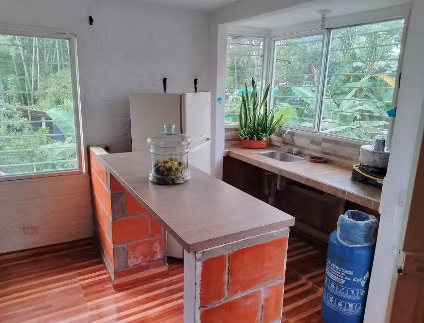 La Parcela de Ceci, Observaci&oacute;n de aves en la buitrera Cali