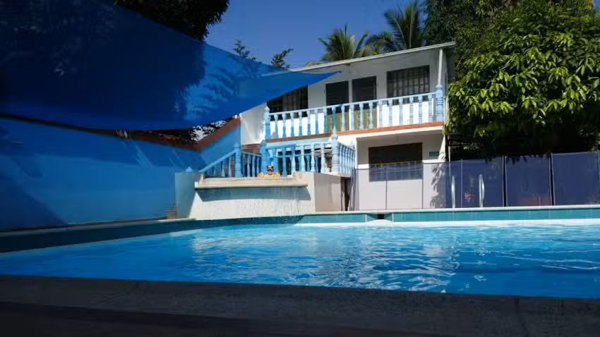 La Sirenita. Carmen De Apicala. Tol