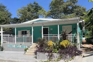 Leonor&rsquo;s Guest House