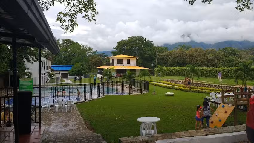 Llano Grande Rivera -cerrado hasta nuevo aviso-