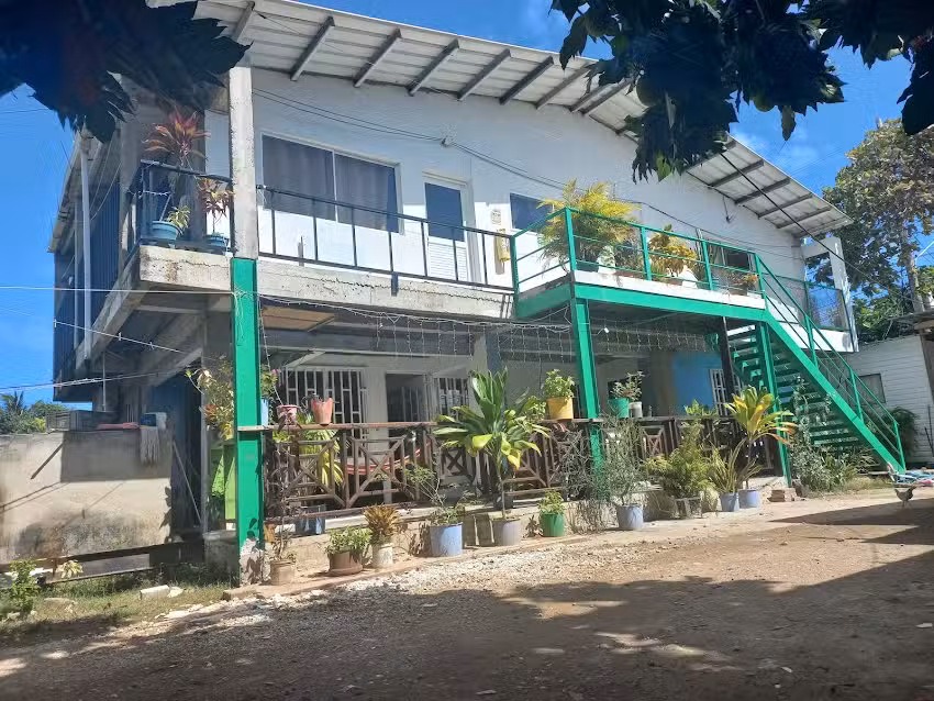 LODGE ELIZABETH HOUSE