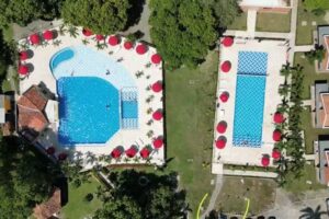 Los Almendros Club Resort