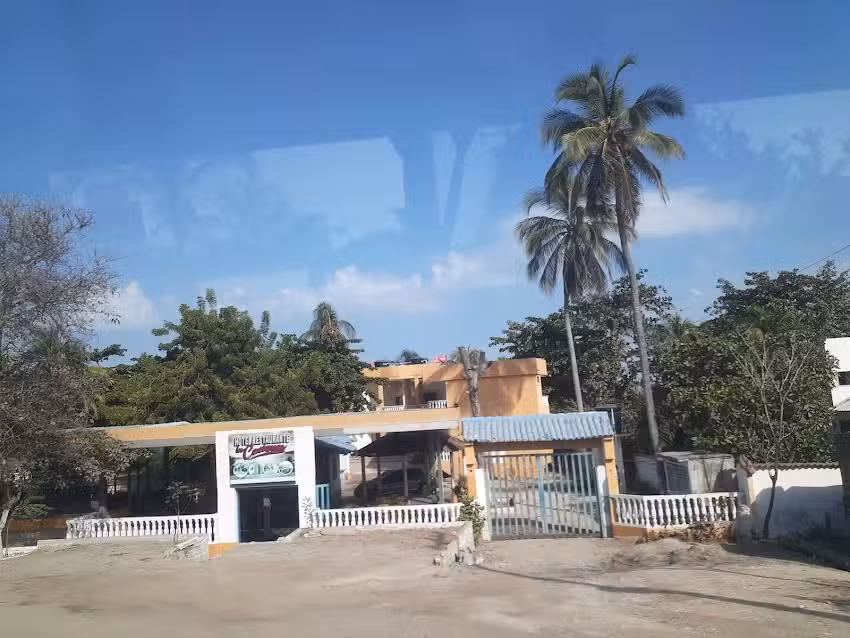 Los Caciques Hotel y Restaurante