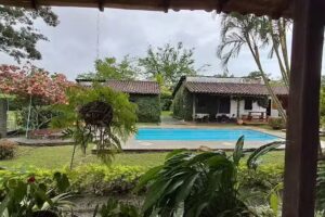 Los Cerezos Alojamiento & Restaurante Rural