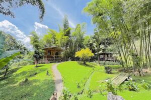 LOS GULUNGOS LODGE &bull; Caba&ntilde;as &bull; Hostal