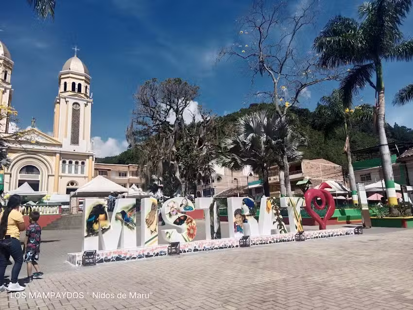 LOS MAMPAYDOS &ldquo;NIDOS DE MARU&rdquo;