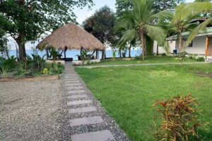 LOS RECUERDOS DE ELLA