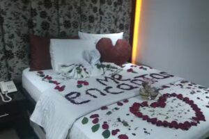 Loveres Paradis Royal