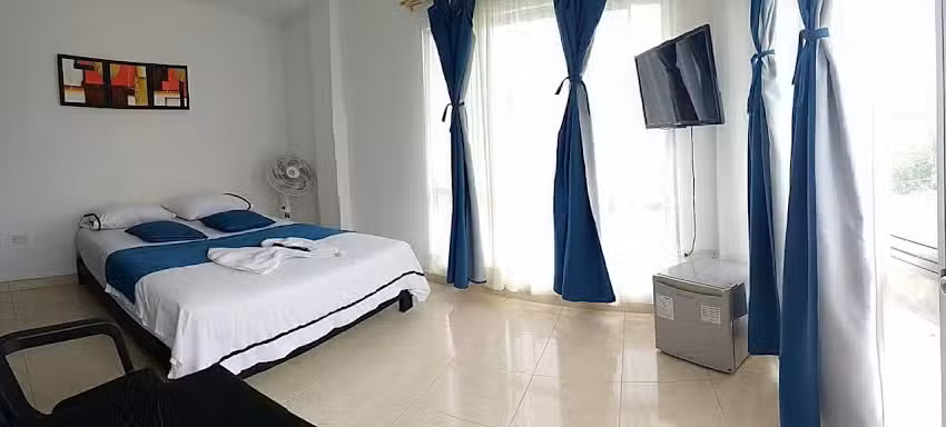 Luis &Aacute;ngel Hotel