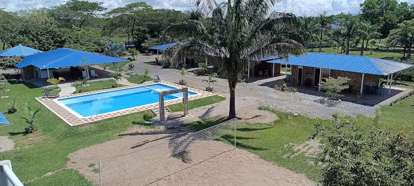 Manantial Caba&ntilde;as Campestres