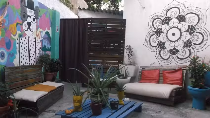 Mango Hostal