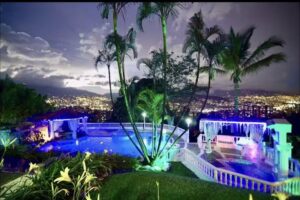 Medell&iacute;n Mansi&oacute;n Luxury