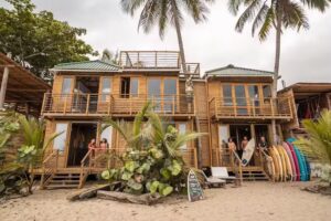 Mendihuaca Surf Camp