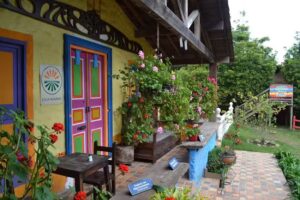 Miraluna Caba&ntilde;as Santa Elena