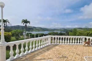 MONARCA DE CALIMA FINCA HOTEL