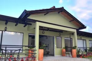 Monteverde Best Inn Hotel & Quintas