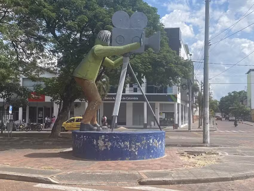 Monumento camar&oacute;grafo Girardot cundinamarca