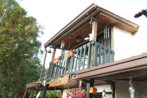 Nido de aguilas &ndash; Casa de campo , refugio.