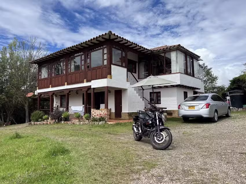 Or&iacute;genes hospeder&iacute;a