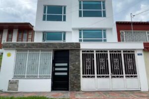 Outlanders House BOG Airport