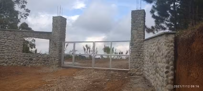 Parcelaci&oacute;n Villas del Lago