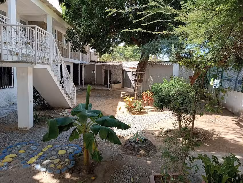 patio bonito &ndash; cerca al aeropuerto (ara y D1)