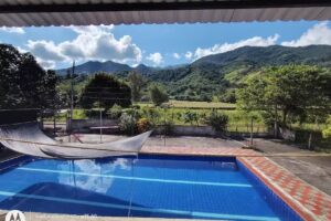 Piscina los mangos Dindal